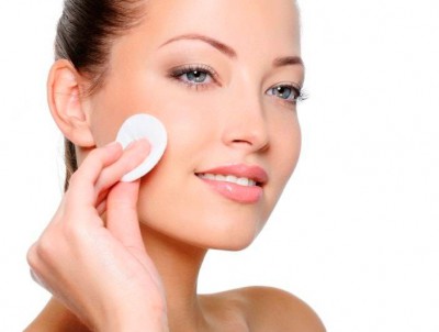 Мицеллярная вода - лучшее средство для снятия макияжа